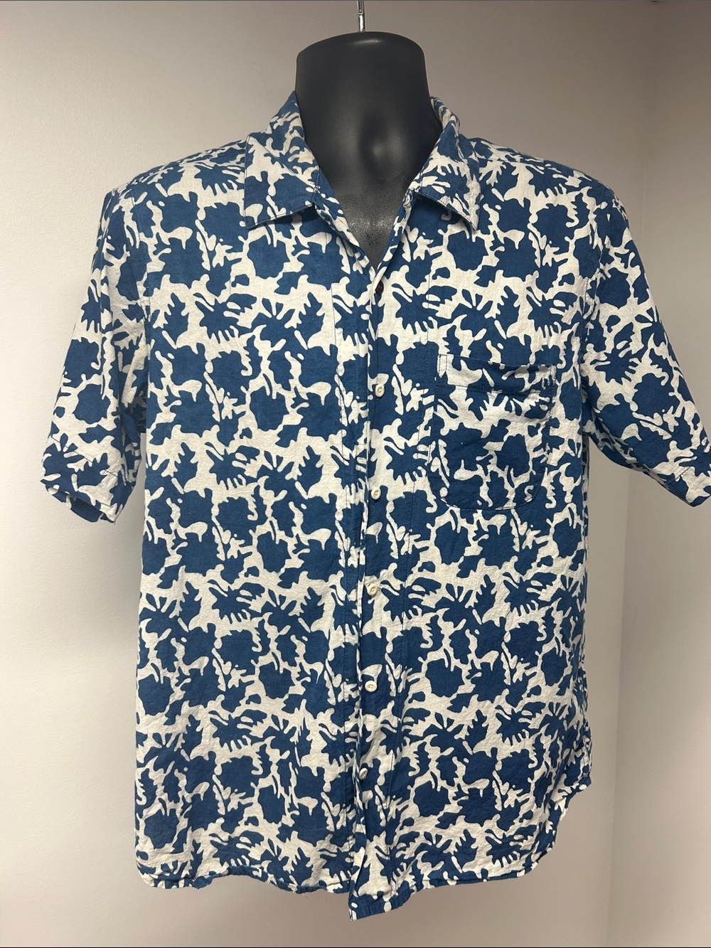 KARDO Handcrafted Indigo Block Print Short Sleeve Button Down Shirt Size L